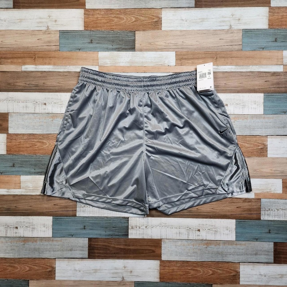 New!‎ Nike Fly Women's Silver Basketball Shorts Sz XXL